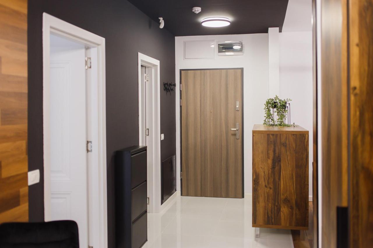 Chocolate Delight At West Residence Oradea Eksteriør billede